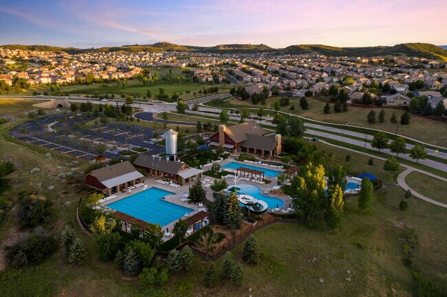 Building Photo - 2414 Leafdale Cir