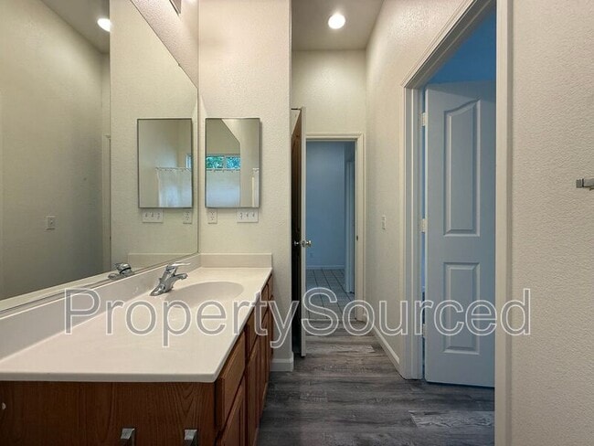 Building Photo - 3176 Penelope Dr