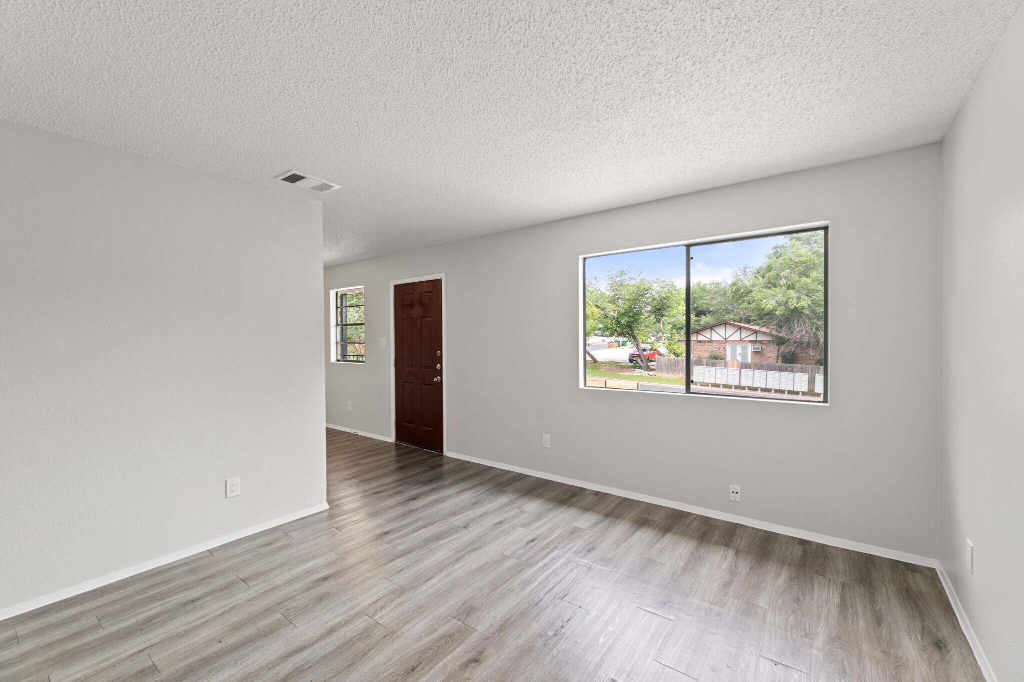 Building Photo - 3460 Willowrun Dr