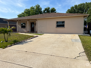 Building Photo - 1425 Orchid Ln