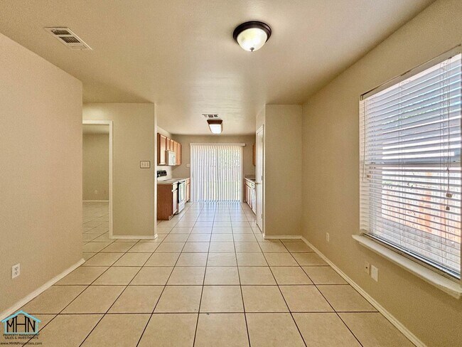 Building Photo - Charming Family Home Near SeaWorld!
