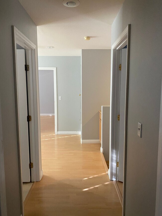 Building Photo - 2630 Heathrow St
