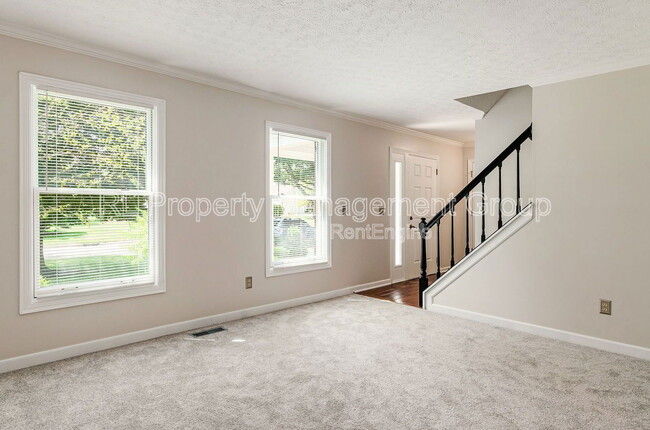 Building Photo - 7034 Cavalry Ct