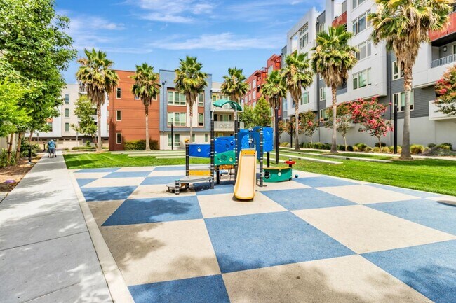 Building Photo - 380 Riesling Ave