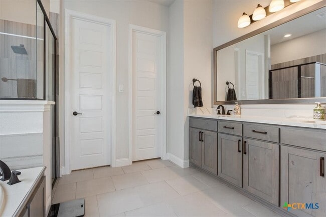 Building Photo - 2606 Legacy Ranch Dr