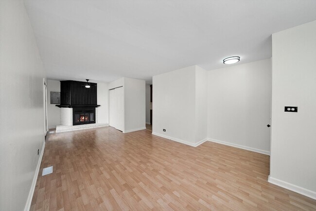 Building Photo - 1515 Highland Ave