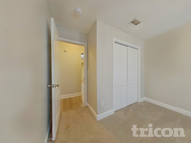 Building Photo - 373 Morning Star Dr