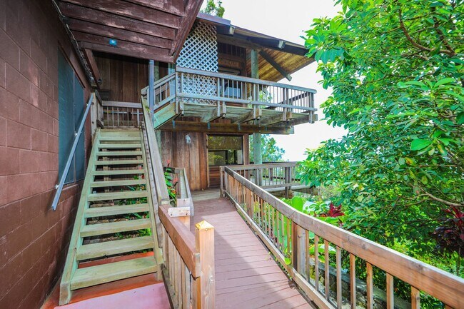Building Photo - 3368A Anoai Pl