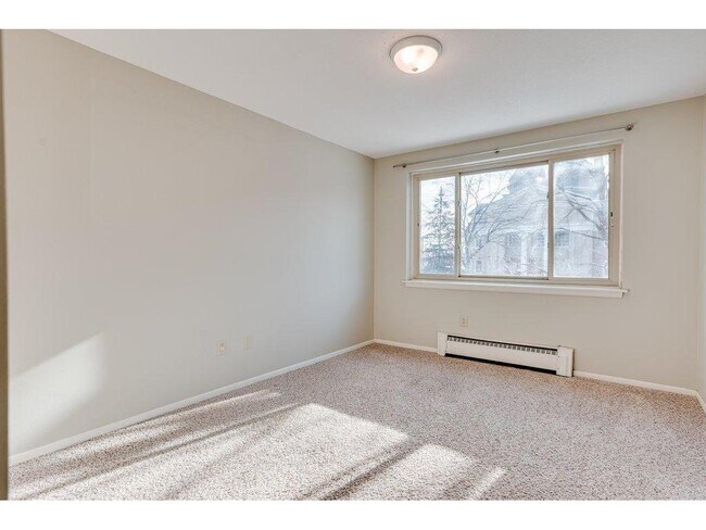 Building Photo - 4400 Upton Ave S