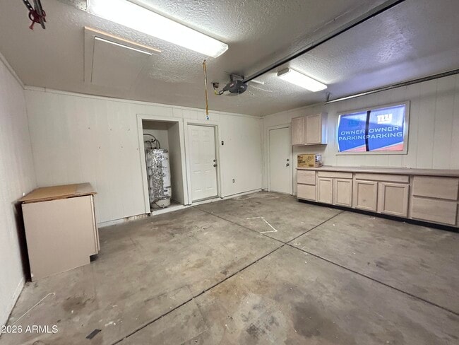 Building Photo - 6209 W Nancy Rd
