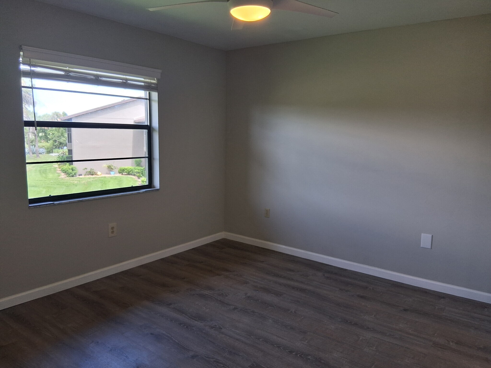 Master - 927 Capri Isles Blvd