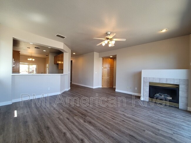Building Photo - 10893 Bellone Way