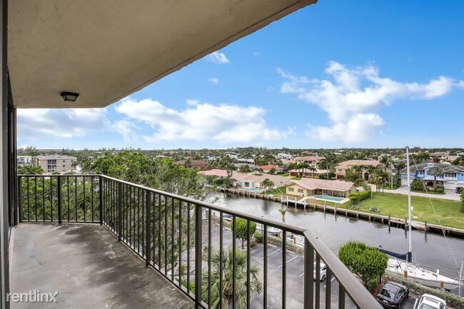 Building Photo - 2 br, 2 bath Condo - 899 Jeffery St Apt 602