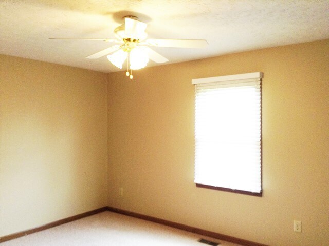 Building Photo - 2620 Childers Dr