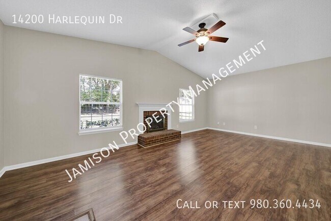 Building Photo - 14200 Harlequin Dr