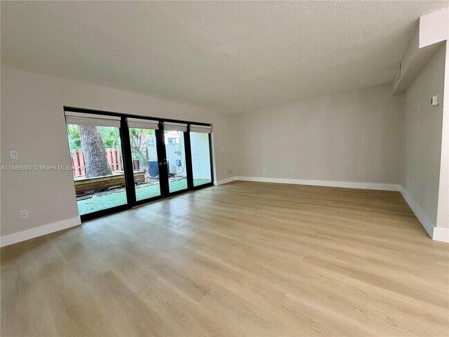 Building Photo - 7887 SW 105th Pl