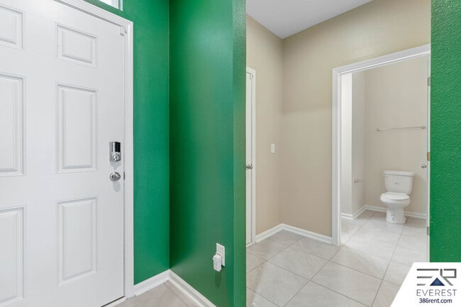 Building Photo - 152 Redbud Rd