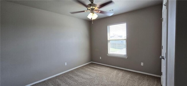 Building Photo - 5007 SW Fieldstone Blvd
