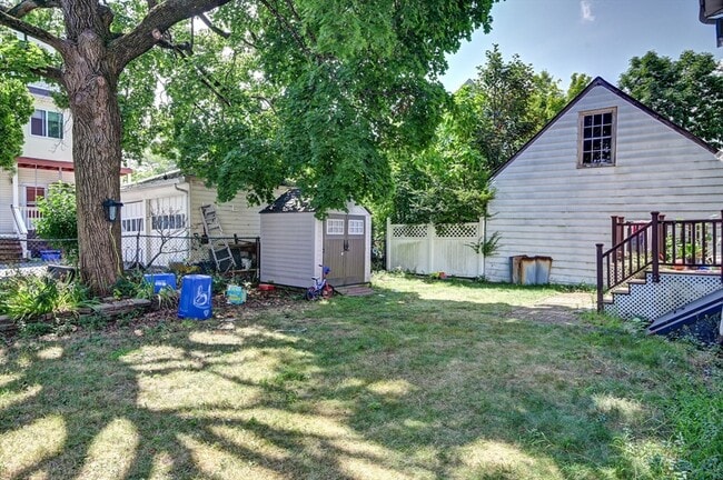 Building Photo - 21 Wollaston Ave