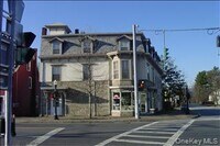 Building Photo - 4 W Market St