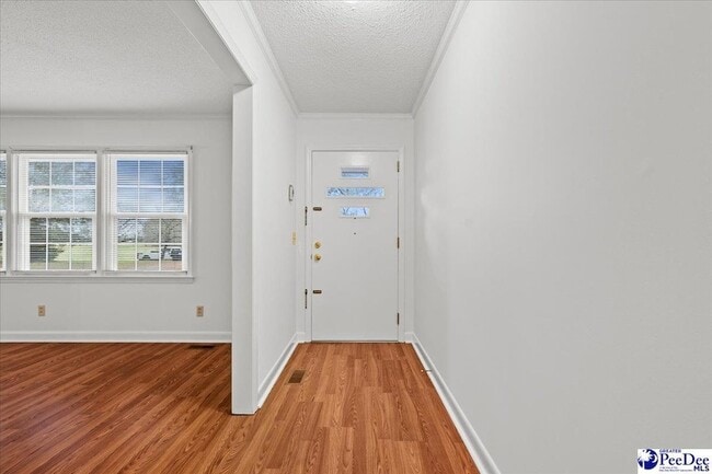 Building Photo - 2223 Camlin Ln