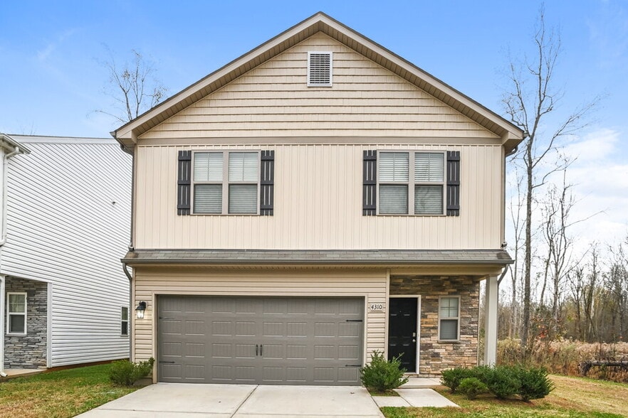 Primary Photo - 4310 Drifter Dr