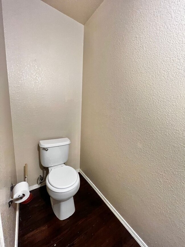 Building Photo - Spacious 4 Bed, 3.5 Bath Home with Finished Basement in South Fort Collins!