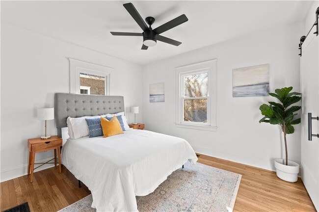 Building Photo - 845 Ormewood Terrace SE