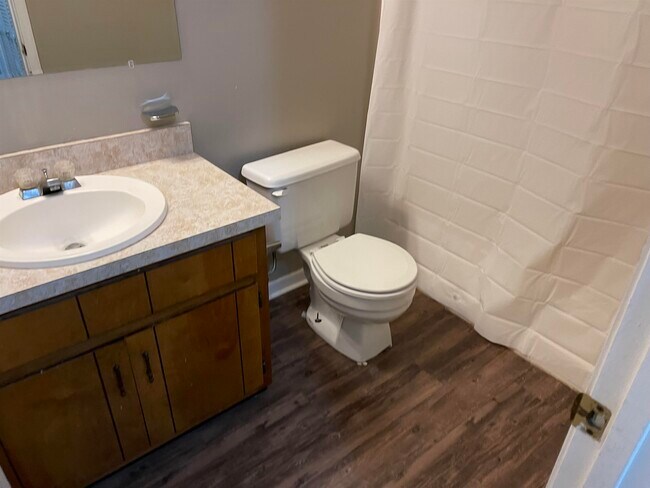 Building Photo - 3206 Ginger Dr