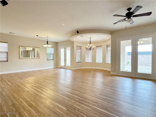 Building Photo - 2745 Borthwick Ave