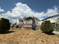 Building Photo - 321 Lomax St