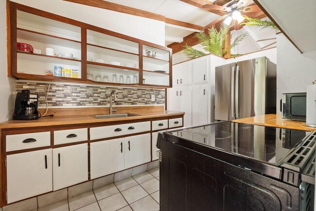 Building Photo - 2512 Sugar Loaf Ln