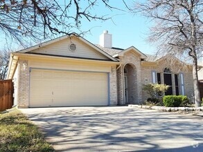 Building Photo - 3848 Kirby Dr