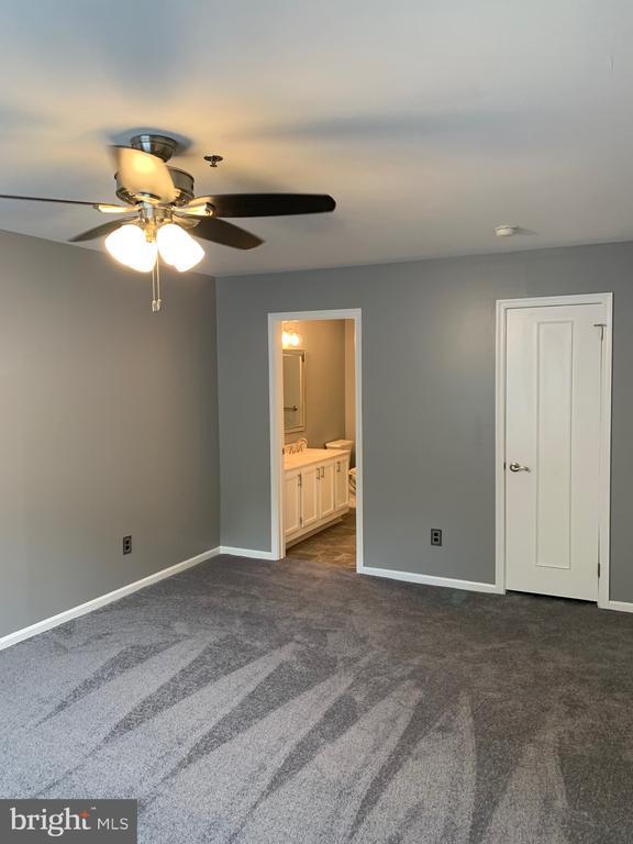 Building Photo - 809 Willings Way