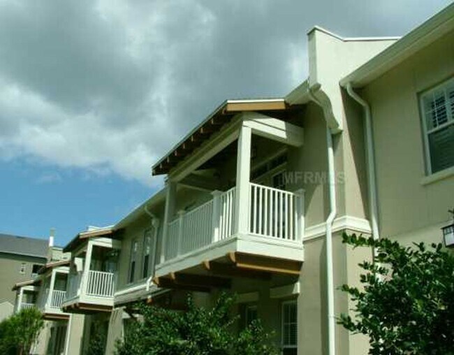 Building Photo - 1230 Wright Cir