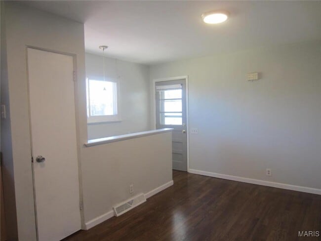 Building Photo - 3909 Southern Aire Dr