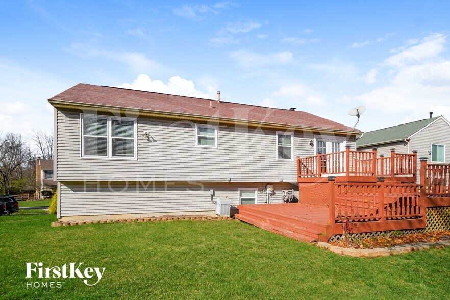 Building Photo - 2214 Harmony Ct