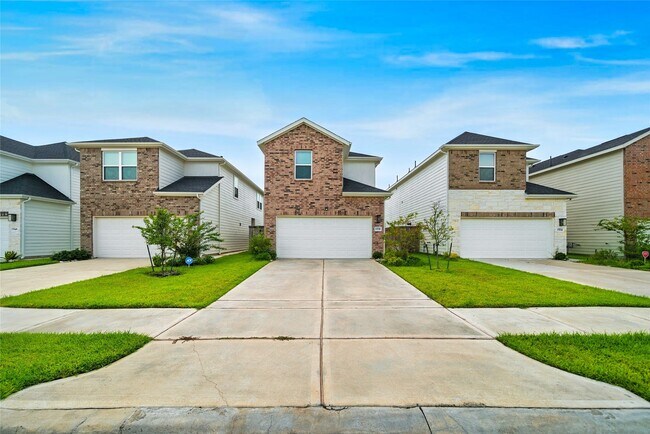 Building Photo - 1538 Revolution Way