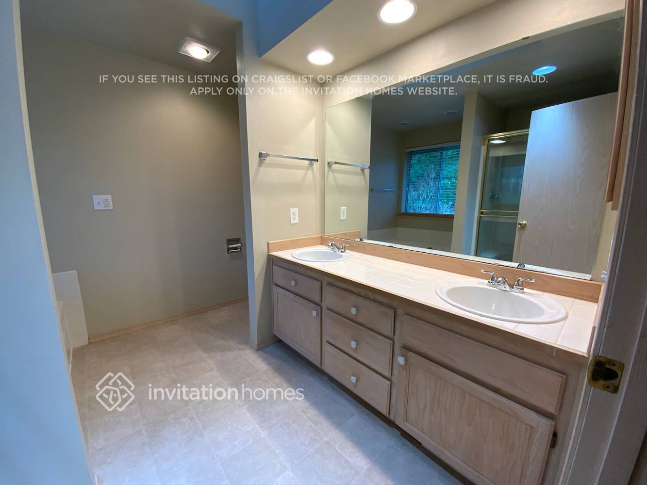 Building Photo - 5802 65th Ave W