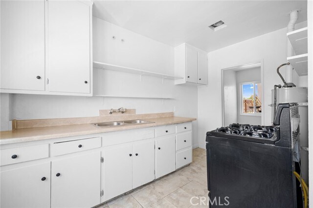 Building Photo - 6634 Lankershim Blvd
