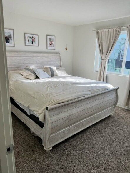 Building Photo - 3744 Katina Wy