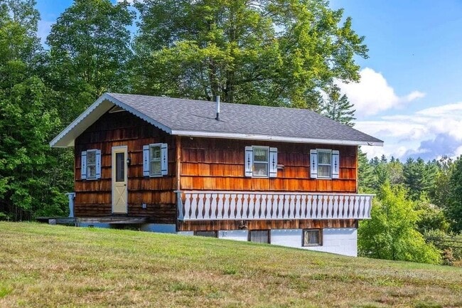 Primary Photo - 13 Winhall Hollow Rd