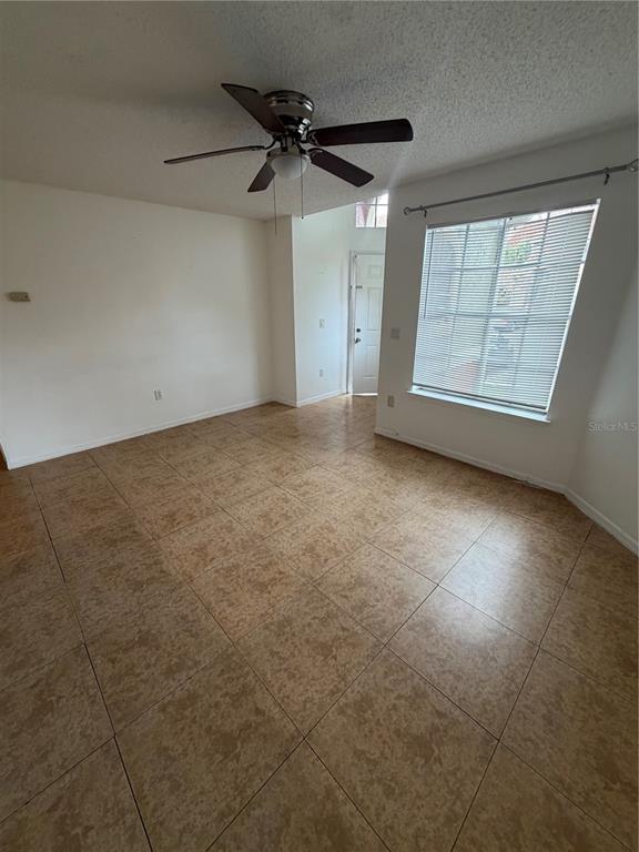 Building Photo - 437 Fountainhead Cir