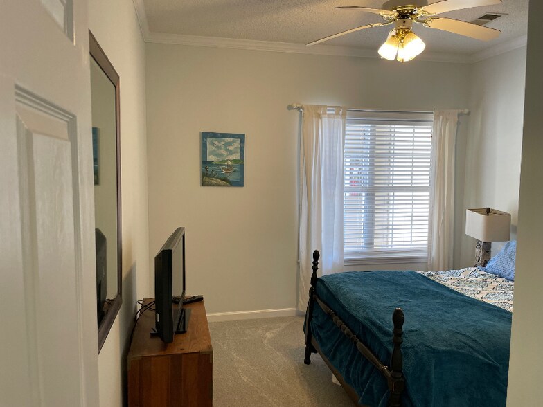 Building Photo - 4220 Coquina Harbour Dr