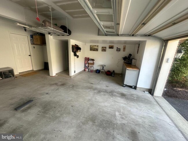 Building Photo - 4512 Grazing Way