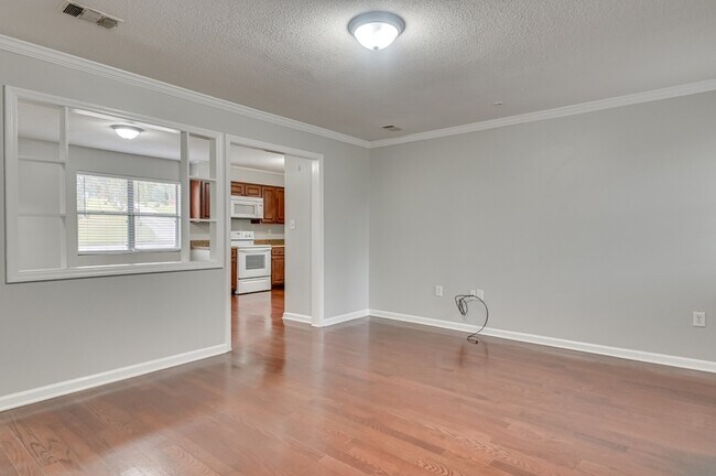 Building Photo - 2919 Cable Way