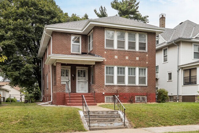 Building Photo - 1319 Dayton Ave