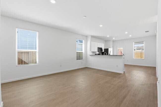 Building Photo - 26391 Cedar Sedge Dr