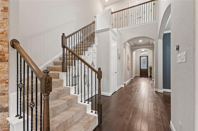 Building Photo - 348 Prairie Ridge Ln