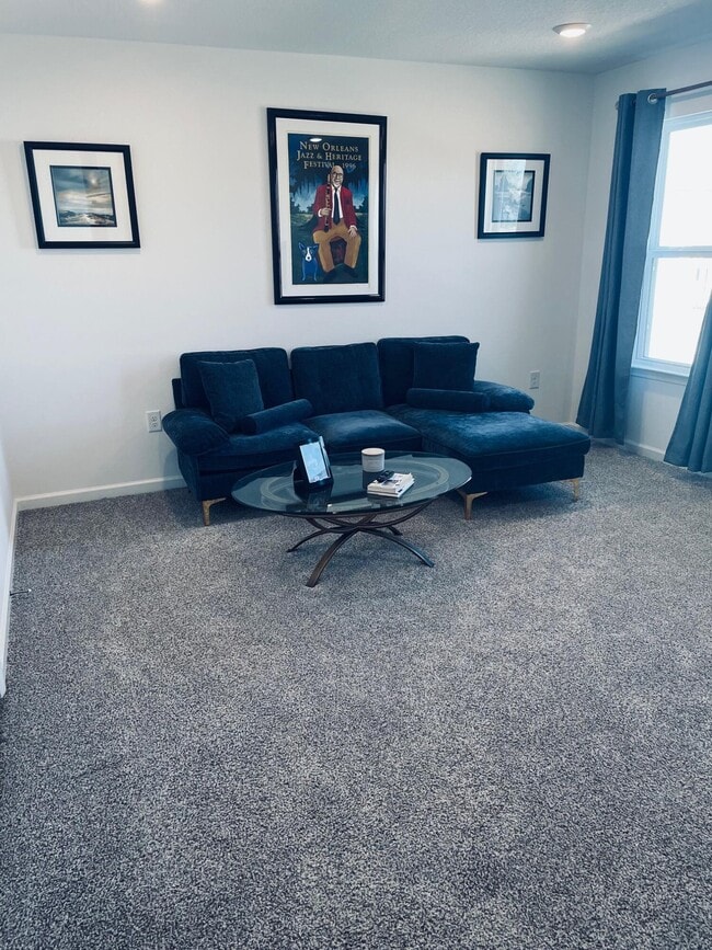 Building Photo - 128 Bluebeech St